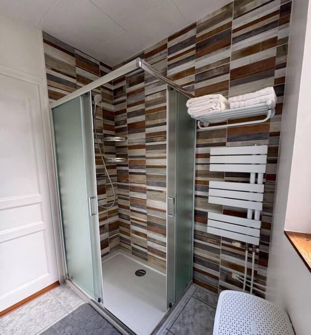 Luxury Room - Havre De Paix Avec Jacuzzi Prive Бар-ле-Дюк Экстерьер фото